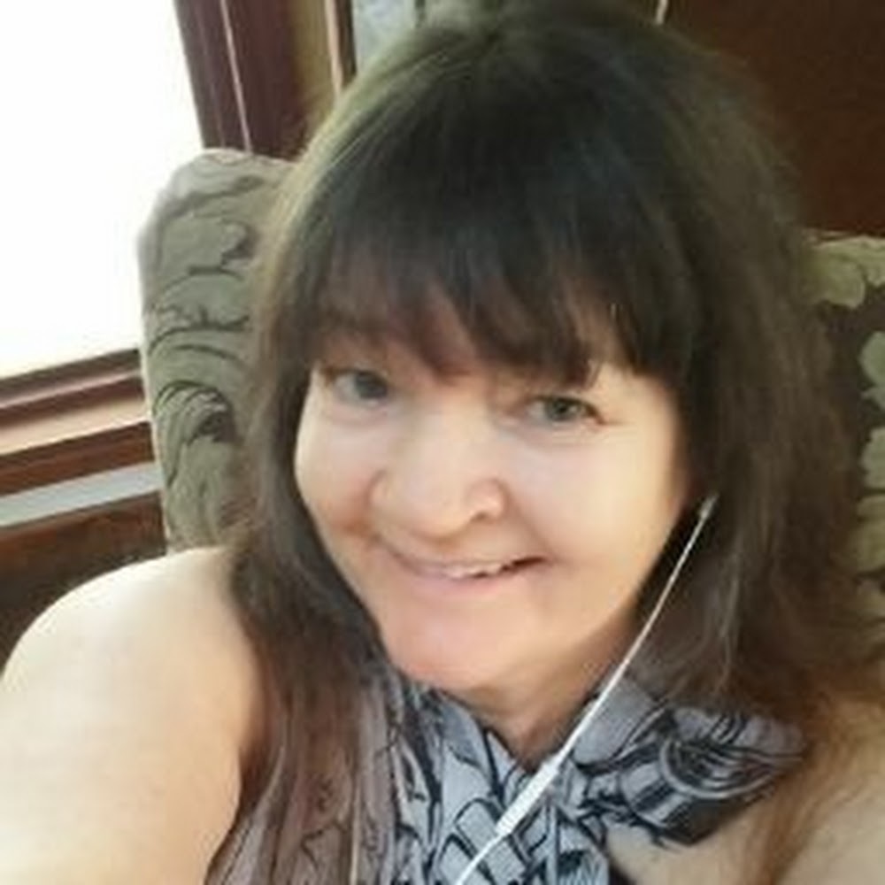 Meet your Posher, Alice